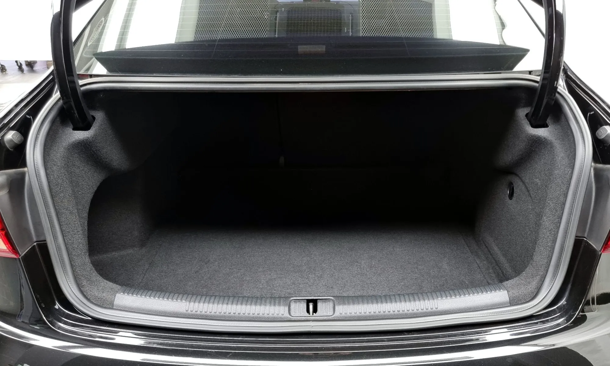 Лот 37930253, Изображение 21